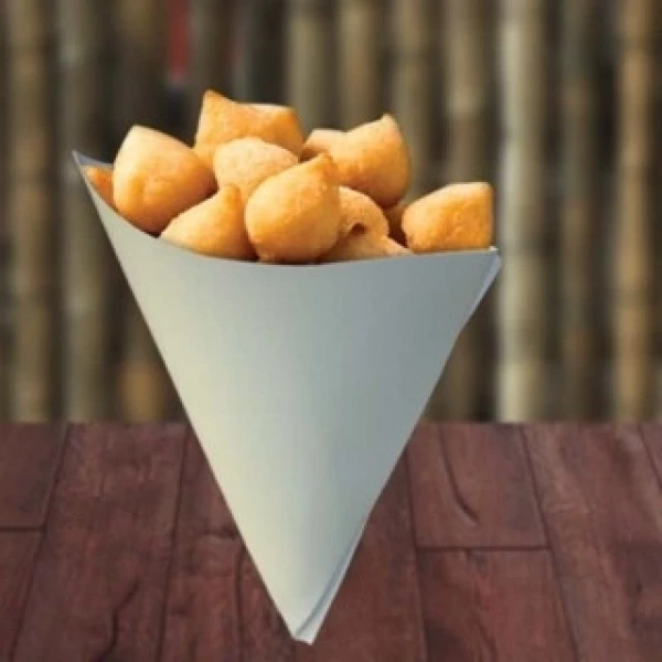 Embalagem Cone Mini Coxinha em papel Branco - 14x11 - Pacote com 50 unidades